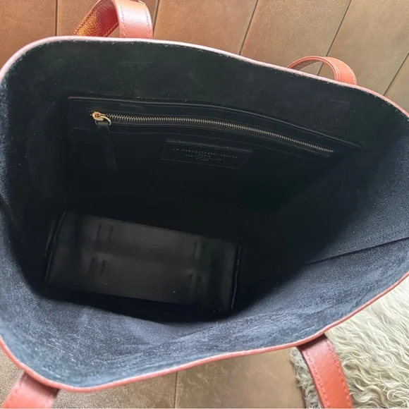 Sézane Red Mahogany The Tote Patent Leather Bag - Picture 8 of 9